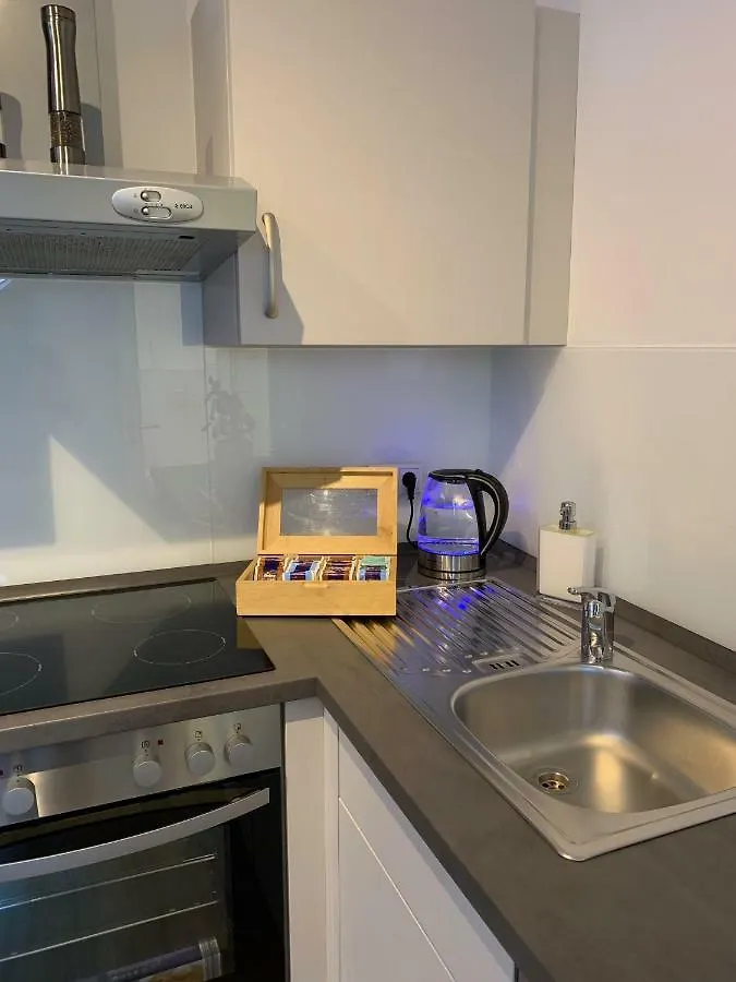 Apartment Koeln Ensen  كولونيا
